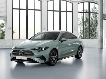 Mercedes-Benz CLA  180 AMG Line 1