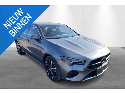 Mercedes-Benz CLA CLA 250 e Shooting Brake Luxury Line 4